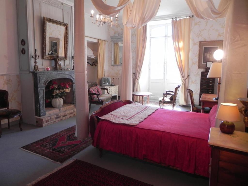 Chateau Du Bois Glaume Poligne Номер фото